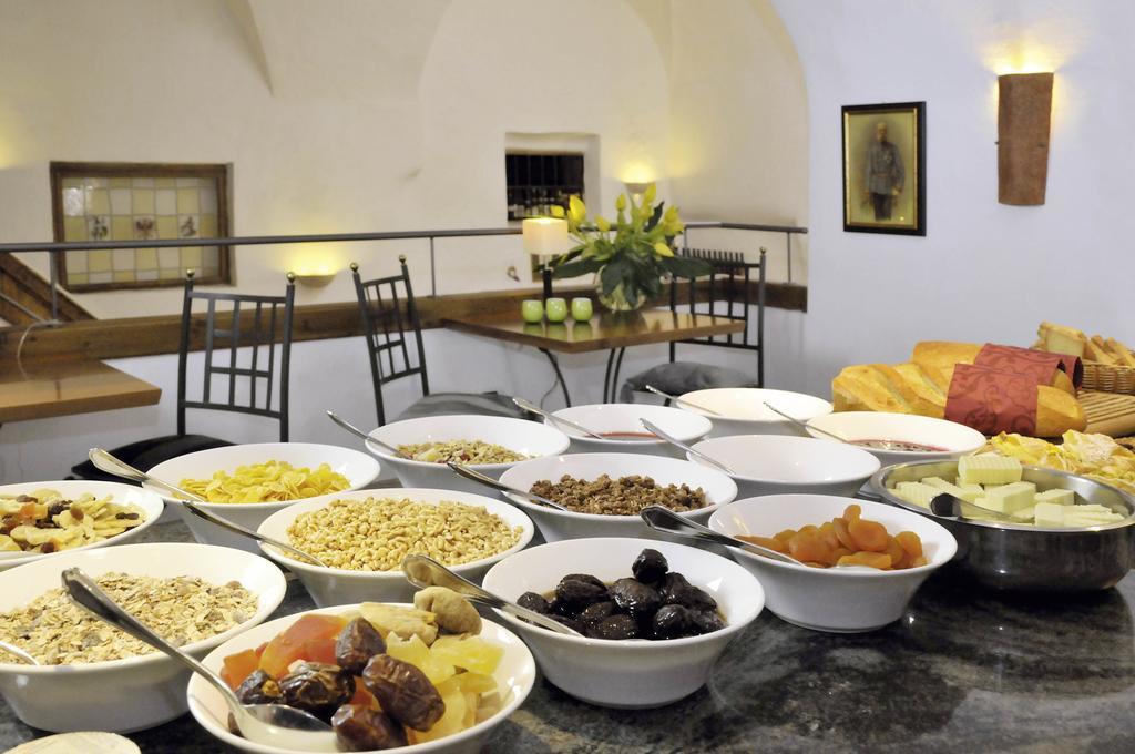Hotel Restaurant Lilie فيبيتينو المظهر الخارجي الصورة